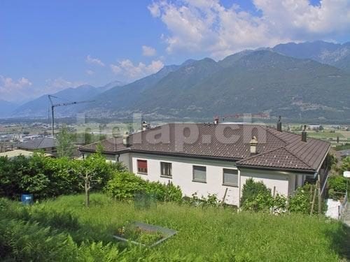 HolAp - Ferienwohnungen, Ferienhäuser im Tessin, Ascona, Locarno, Minusio, Orselina, Brione S.Minusio, Valle Maggia, Valle Verzasca, Gambarogno - 6592H145-144_6592H145_esterno_dasopra.jpg