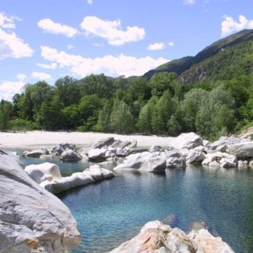 HolAp - Ferienwohnungen, Ferienhäuser im Tessin, Ascona, Locarno, Minusio, Orselina, Brione S.Minusio, Valle Maggia, Valle Verzasca, Gambarogno - Gallery-2_PonteBrollaPozzo4.jpg